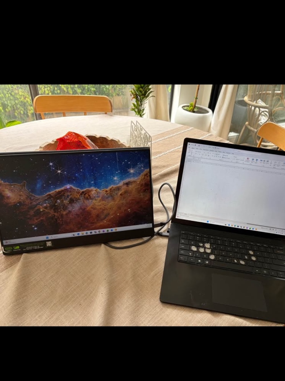 14 Inch Portable Monitor (Great for on the go or Gaming!) - Cables included!